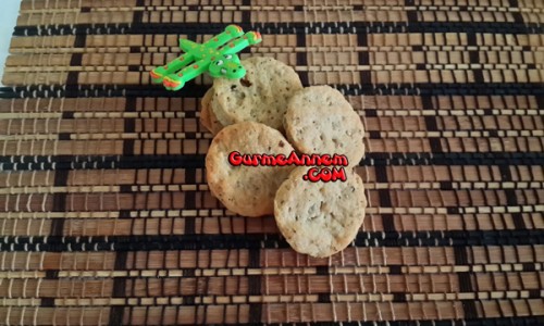 Keçiboynuzu Unlu Kurabiye ( 9 ay ve üzeri ) Gurme Annem Bebek Yemekleri