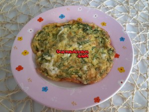 taze_soganli_dere_otlu_omlet  - taze soganli dere otlu omlet 300x225 - Taze Soğanlı Dereotlu  Omlet ( 1 yaş ve üzeri )