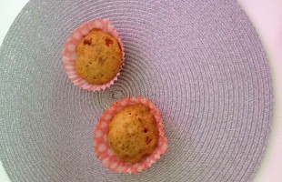 Kırmızı biber ve havuçlu muffin ( 9 ay )
