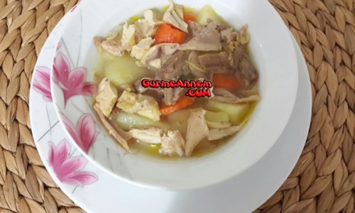 Sebzeli Tavuk Haslama 7 Ay Ve Uzeri Gurme Annem Bebek Yemekleri